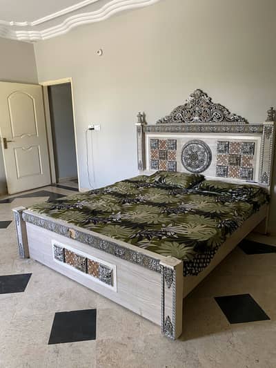 Bed ,mattress,divider , dressing table