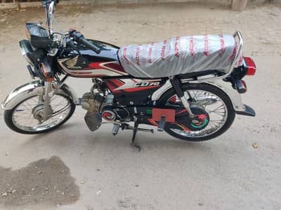 Honda CD 70 2025 model 03083624054