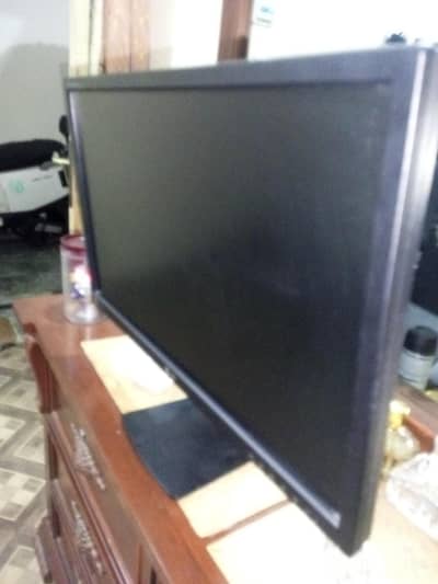 lg 24 inch flatron monitor