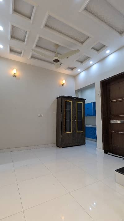 6 Marla triple story House Facing Park For Sale in Gul e Daman