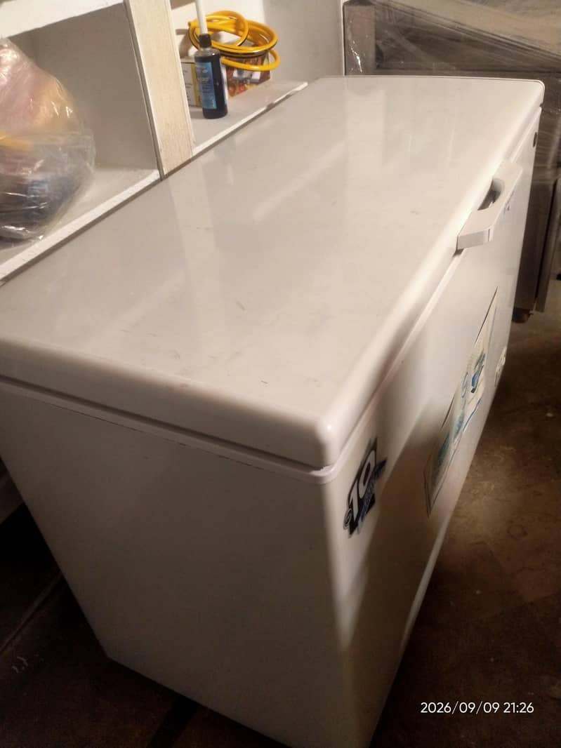 deep freezer 1