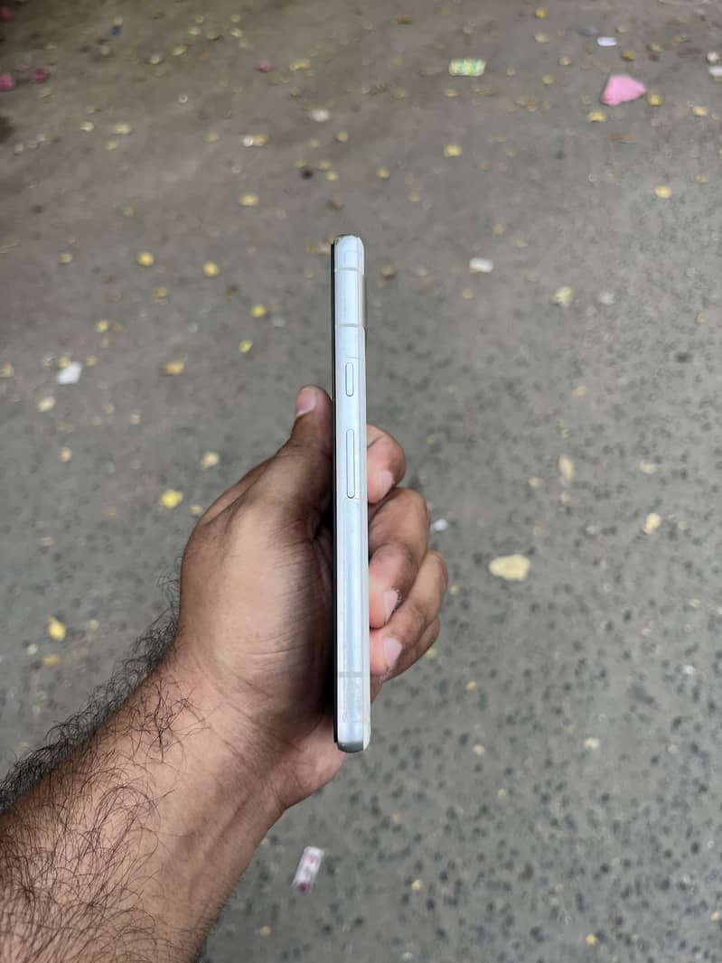 Google Pixel 7a 3