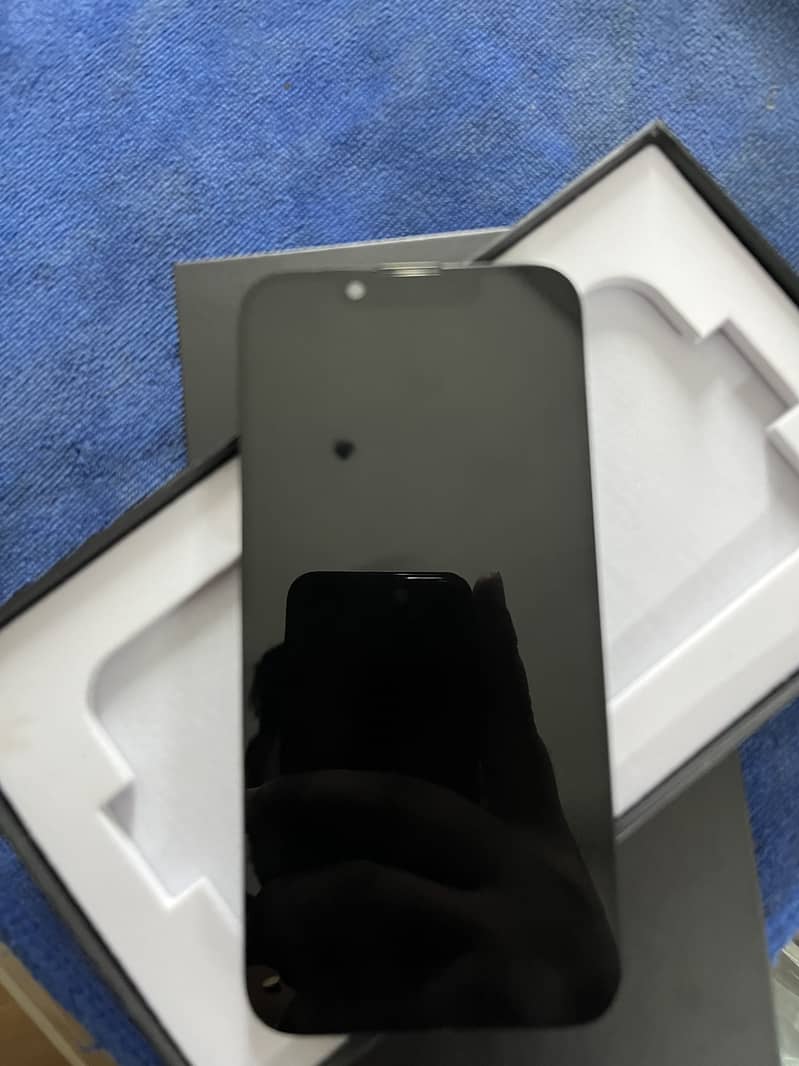 13mini display 1