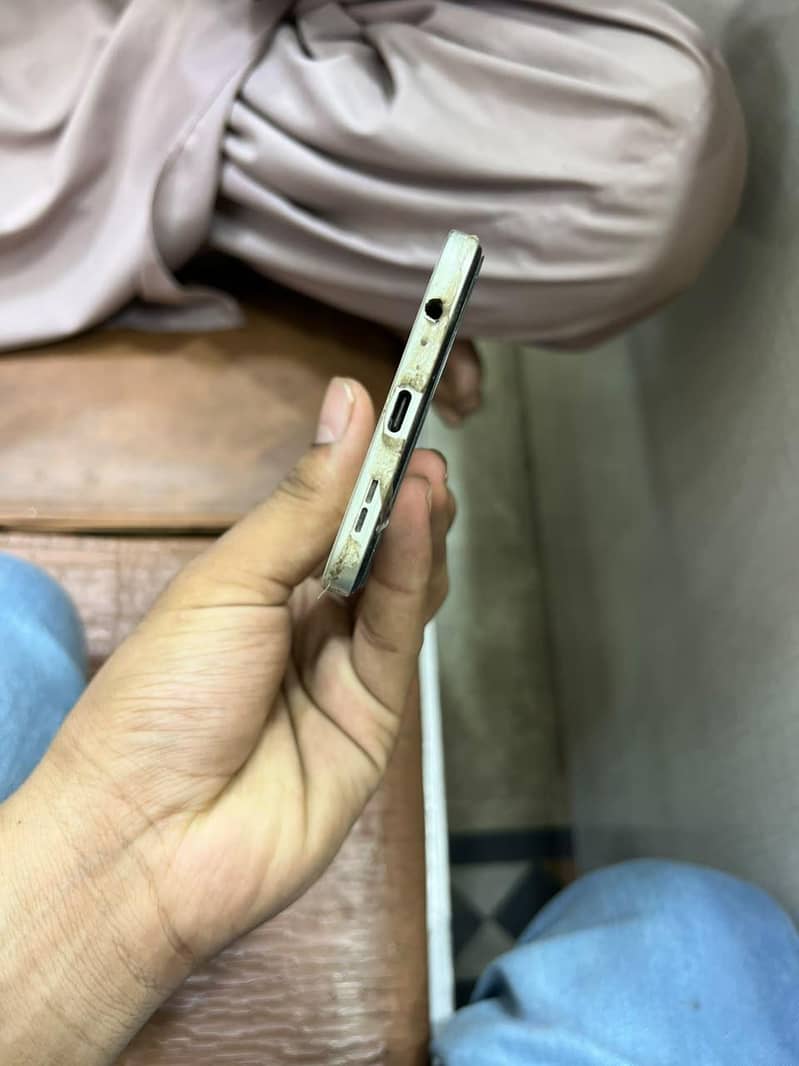 Itel S25 4