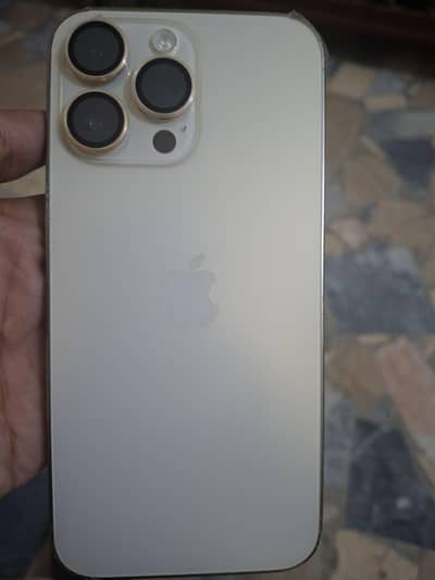 Apple iPhone 14 Pro Max 10/10.       health 88 waterpack
