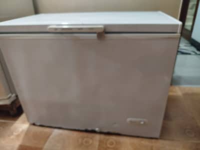 Dawlance deep freezer for sale in perfect working condition - No fault