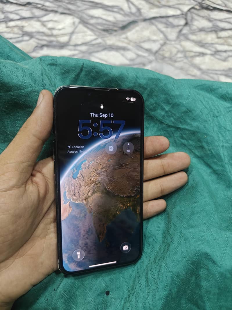 Apple iPhone 14 5