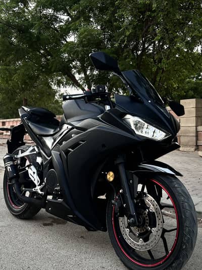 Yamaha R3 Replica Mint condition