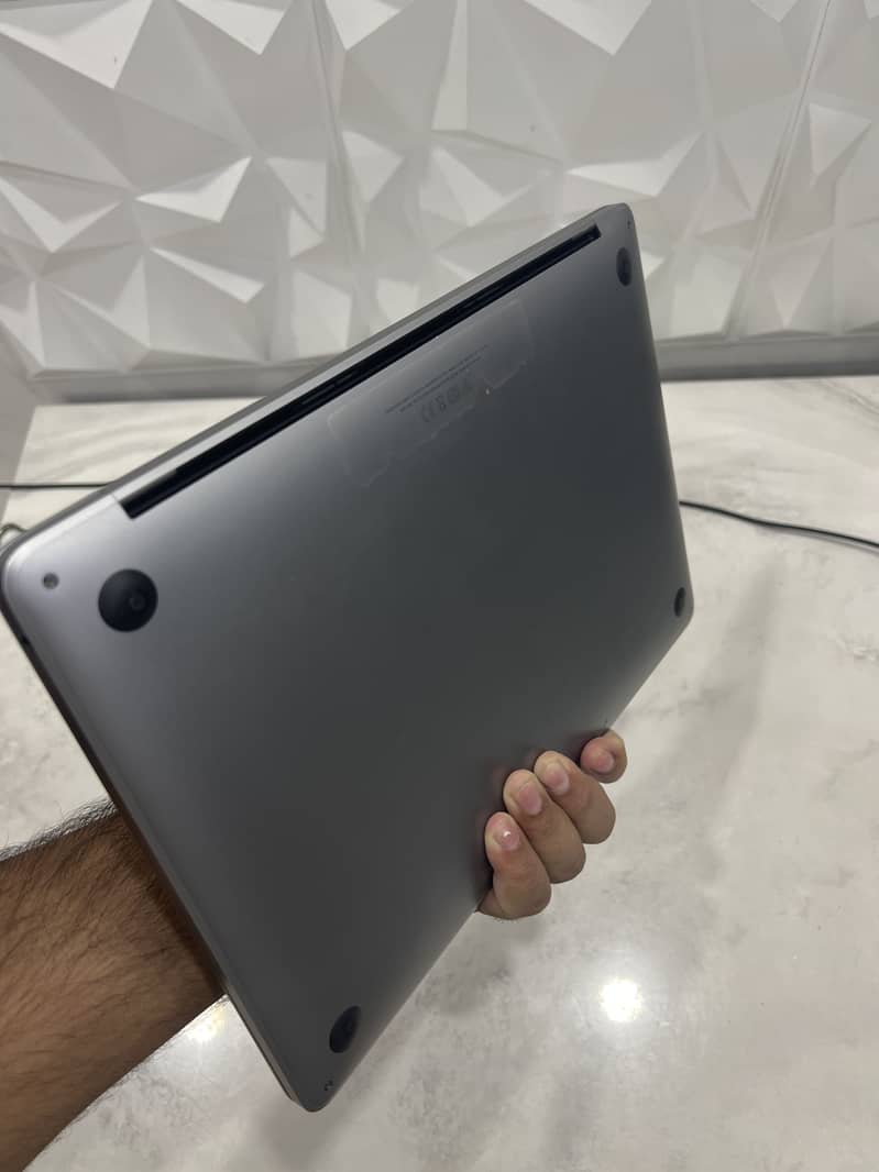 MacBook Pro M2 3
