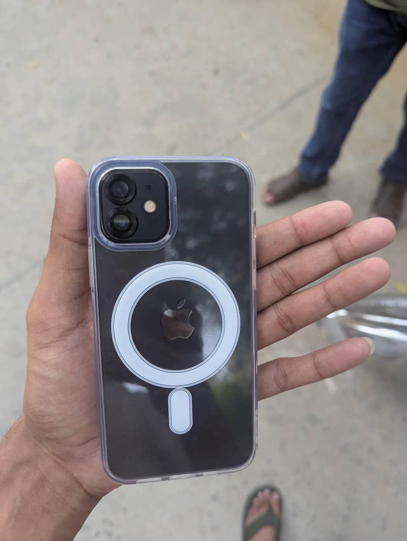 Apple iPhone 12 0