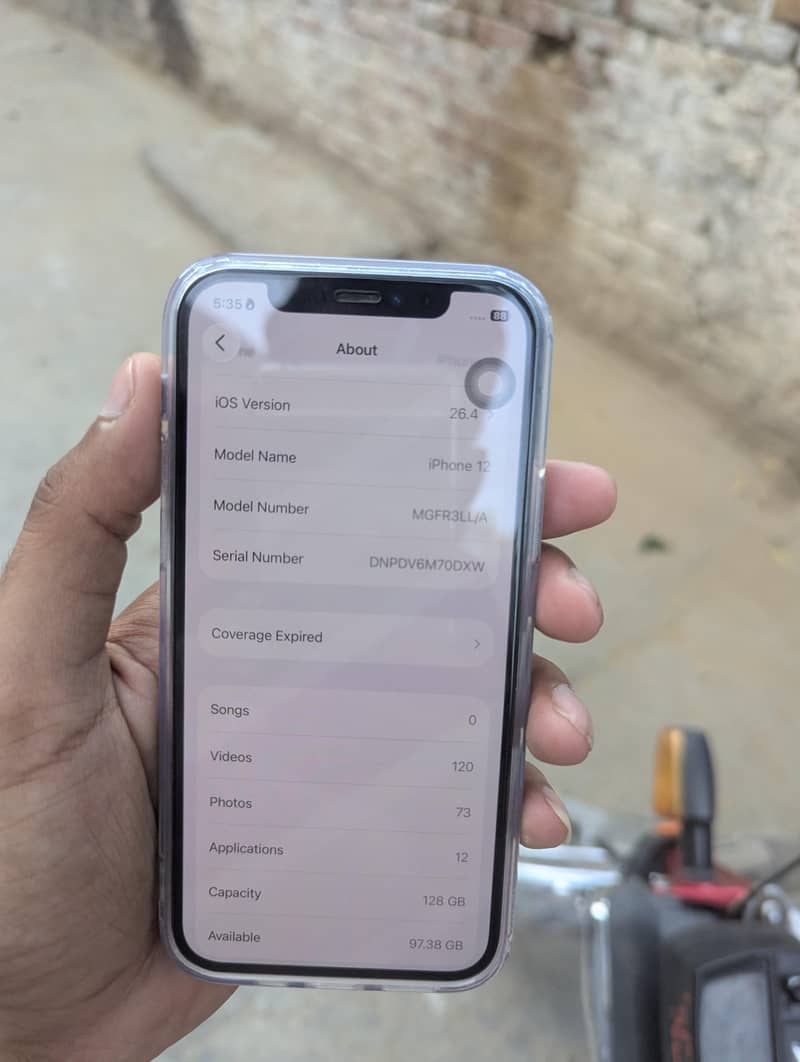 Apple iPhone 12 5