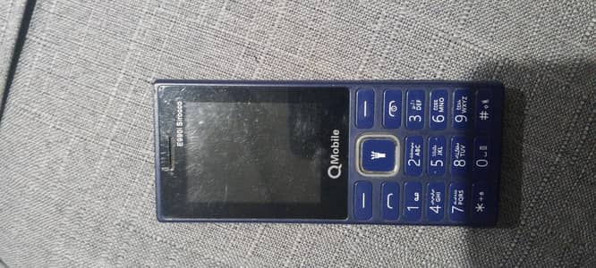 QMobile E400i