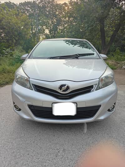 Toyota Vitz 2013