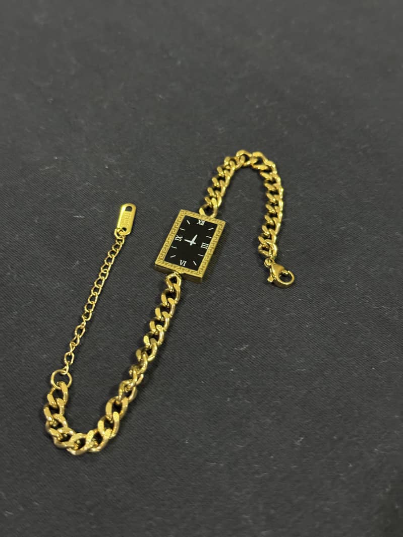 clock bracelet 3
