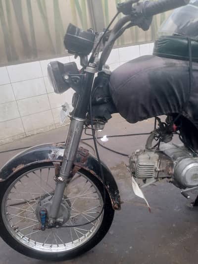 Honda CD 70 color Black