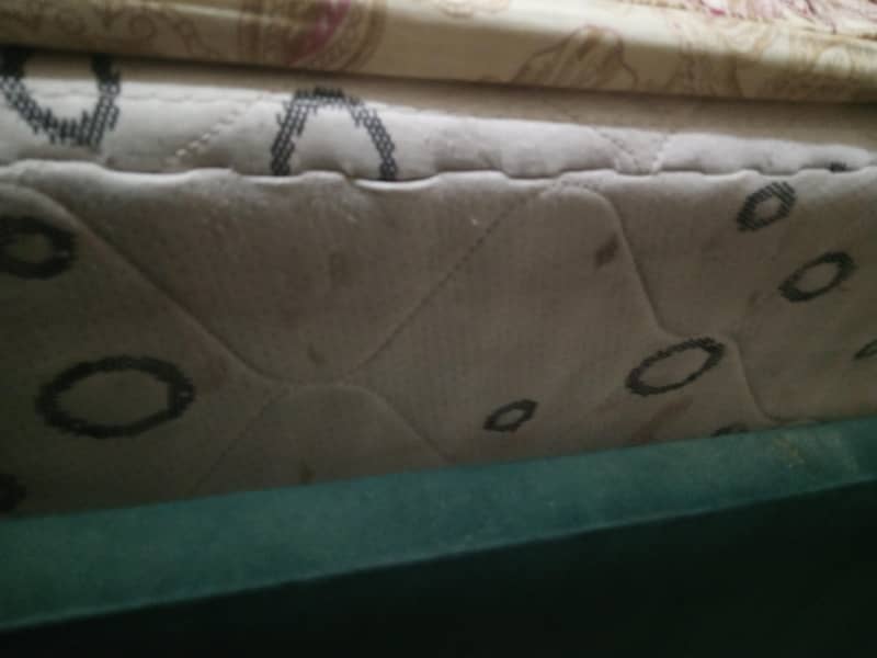Poshish bed set 2