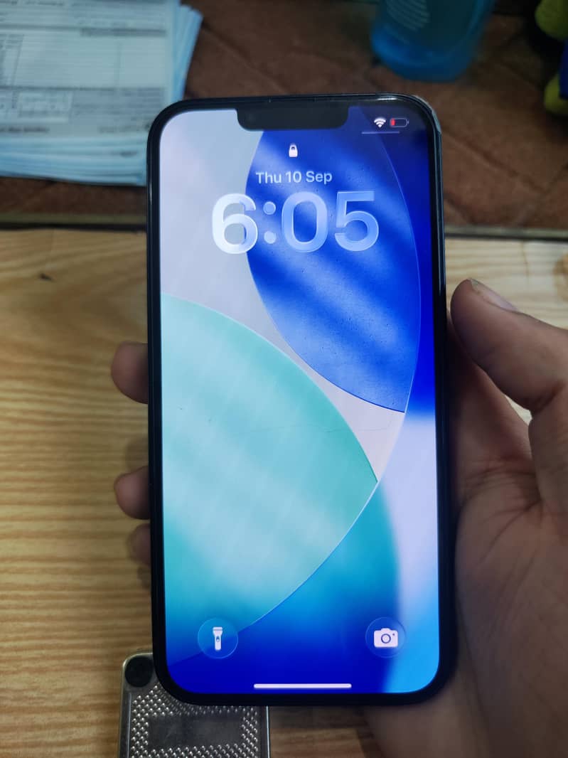 Apple iPhone 14 3