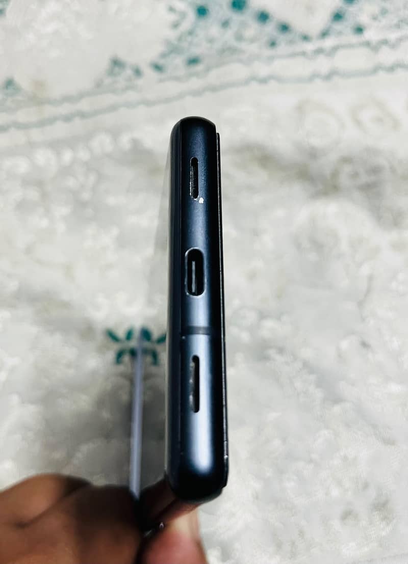 Google Pixel 7a 5