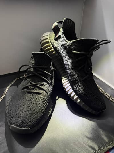 Running shoes