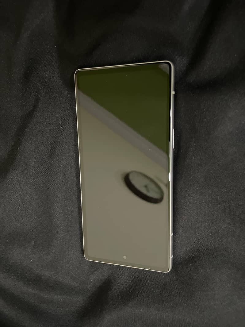 Google Pixel 7a 5