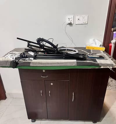 iron table and dressing table