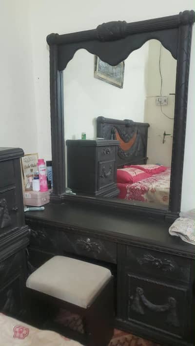 New complete bedroom + 8 inch gadda