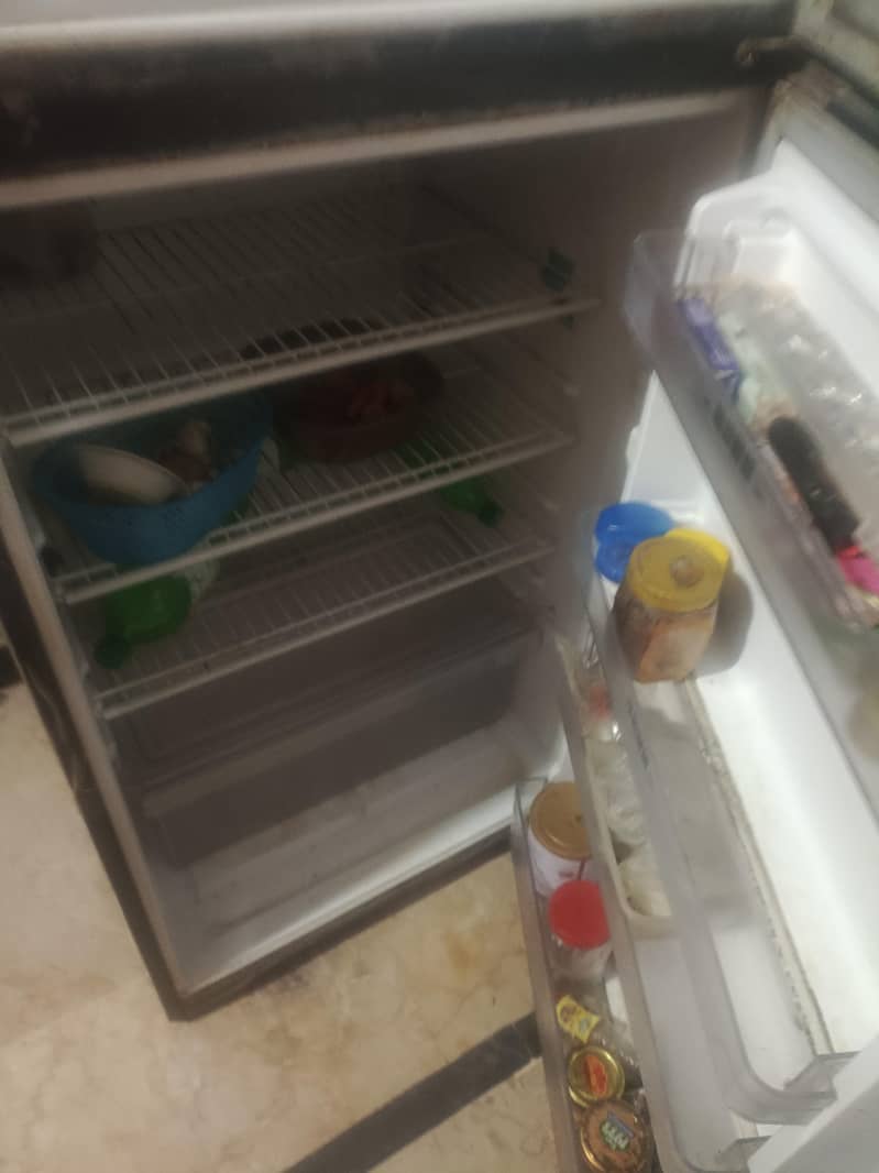 Dawlance fridge 2