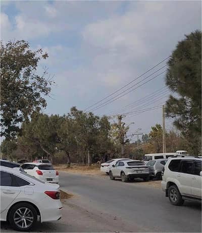 I-9 6 Kanal Plot with Good Location Best Investment Opportunity