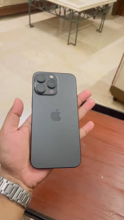 Apple iPhone 15 Pro Max