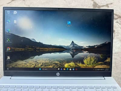 Hp 13 gen laptop i5
