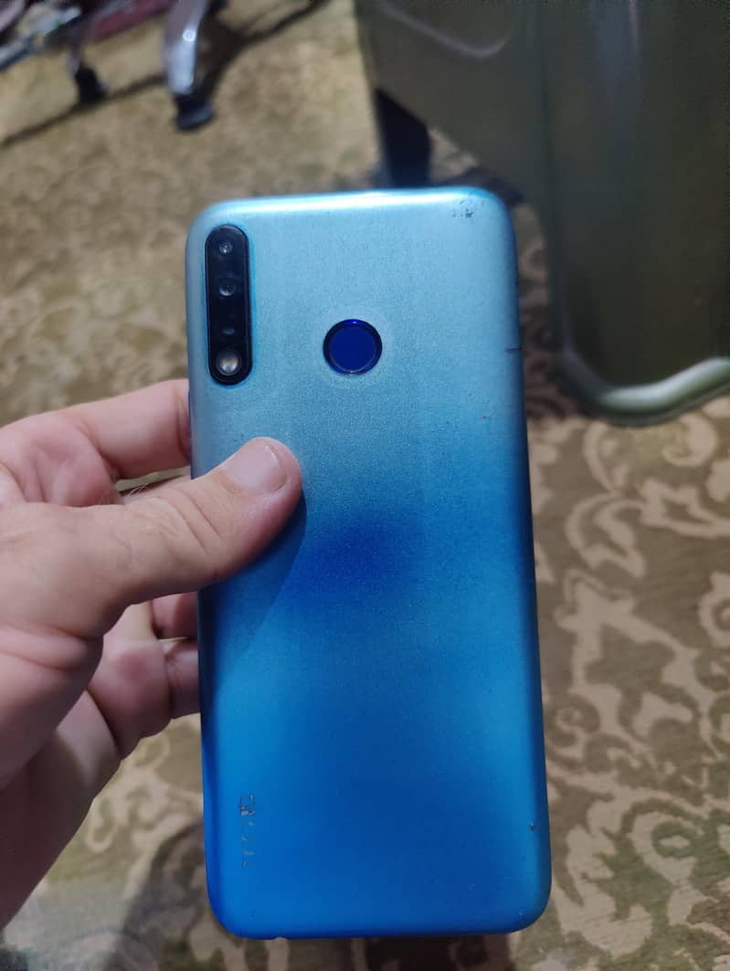 Tecno Spark 4 1
