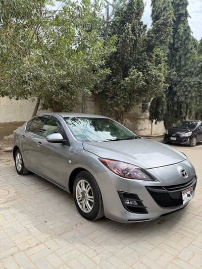 Mazda Axela 2011