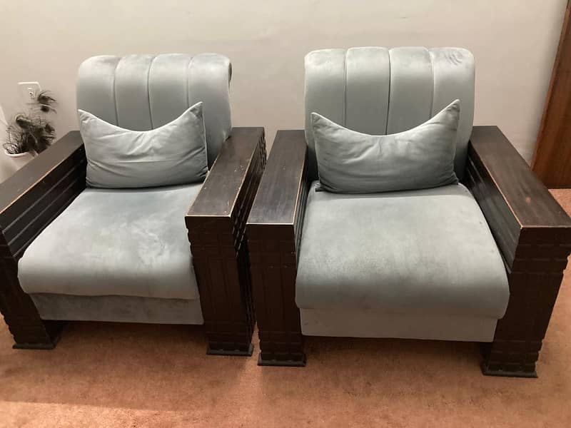 5 seater sofa 0