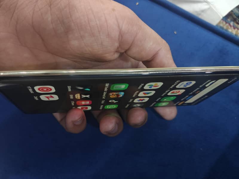Infinix Zero 30 1