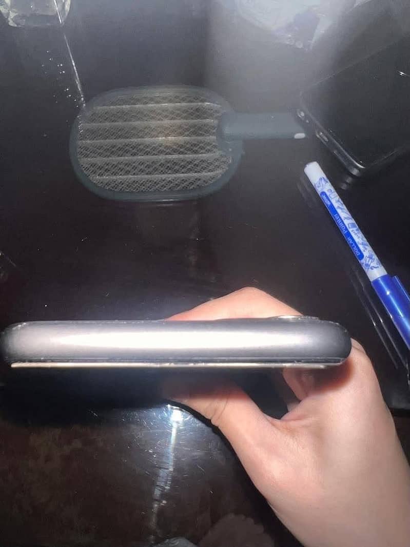 Apple iPhone 11 2