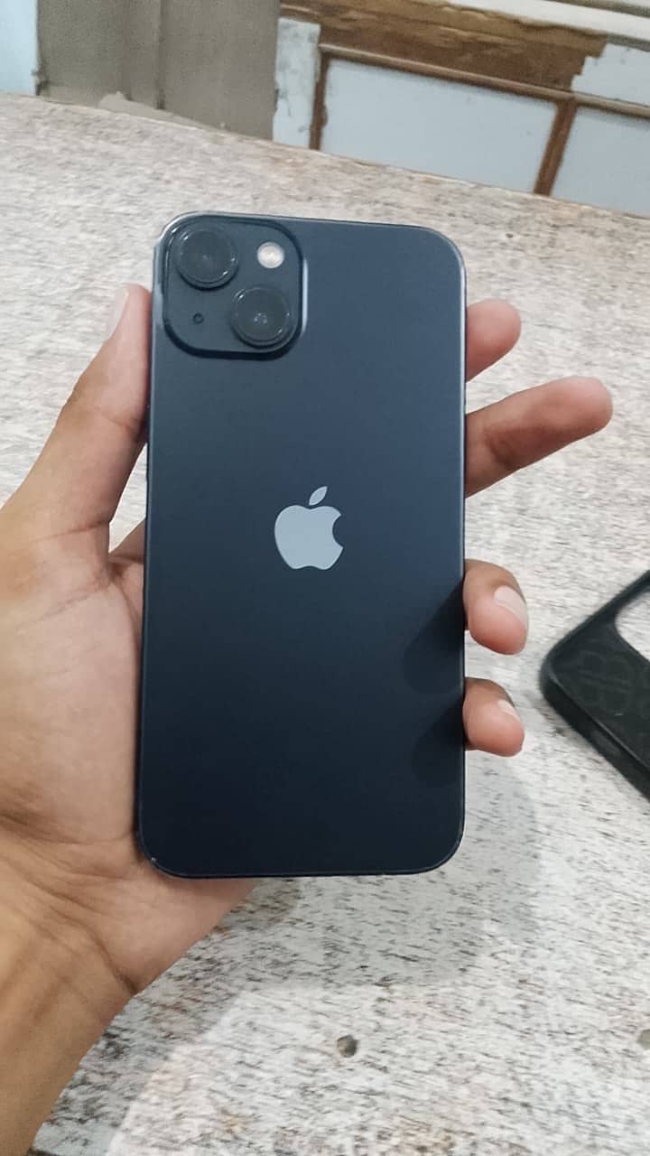 Apple iPhone 13 0