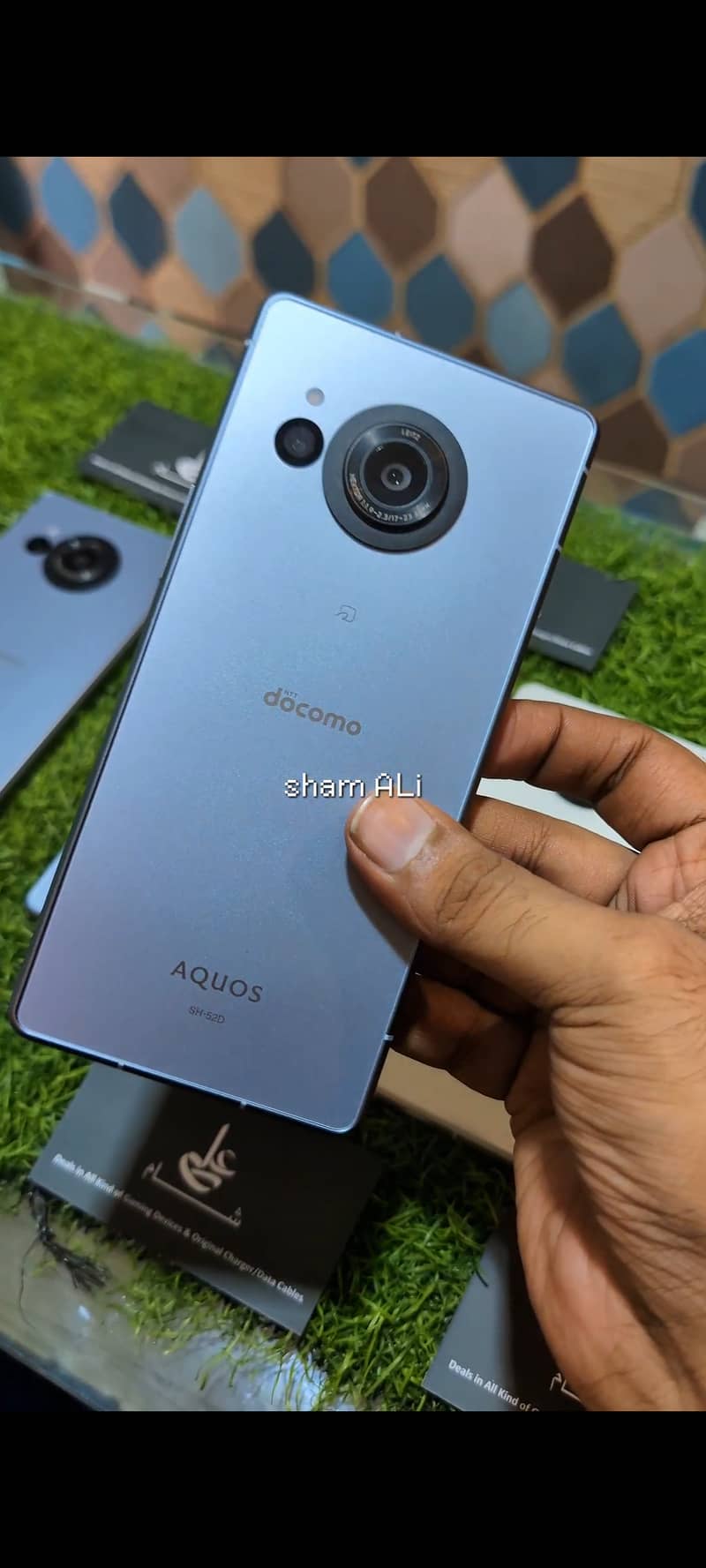 Sharp Aquos R8s Non pta 90fps 5