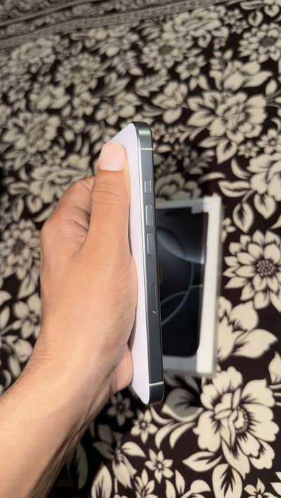 Apple iPhone 16 Pro PTA Approved 128gb