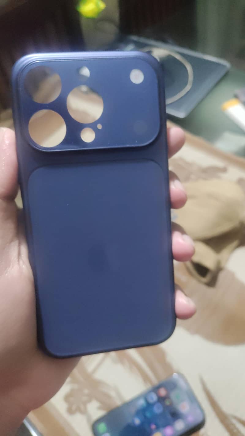 Apple iPhone 15 Pro 3