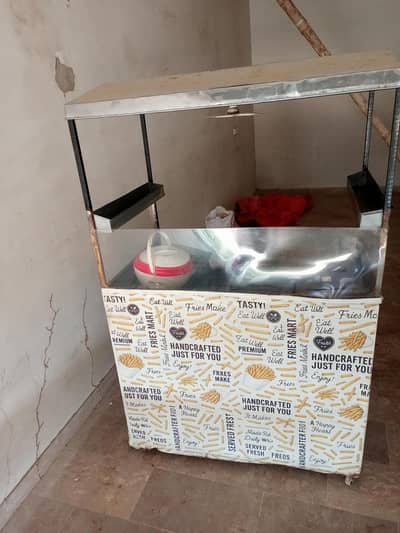 SS FRIES BURGER DISPLAY COUNTER