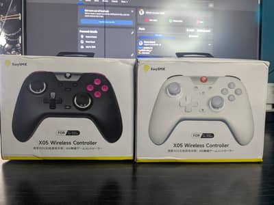  EasySMX X05 Gaming Controller | Black & White | 7,500 