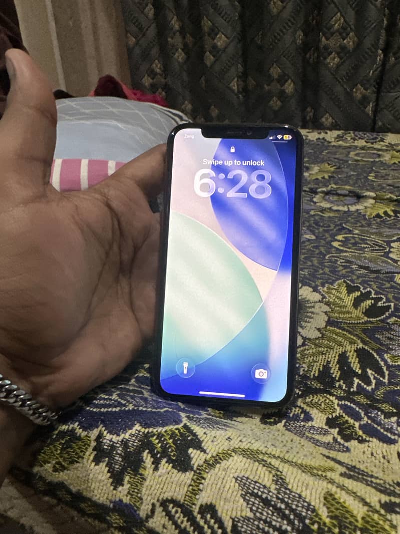 iPhone 11 Pro 1