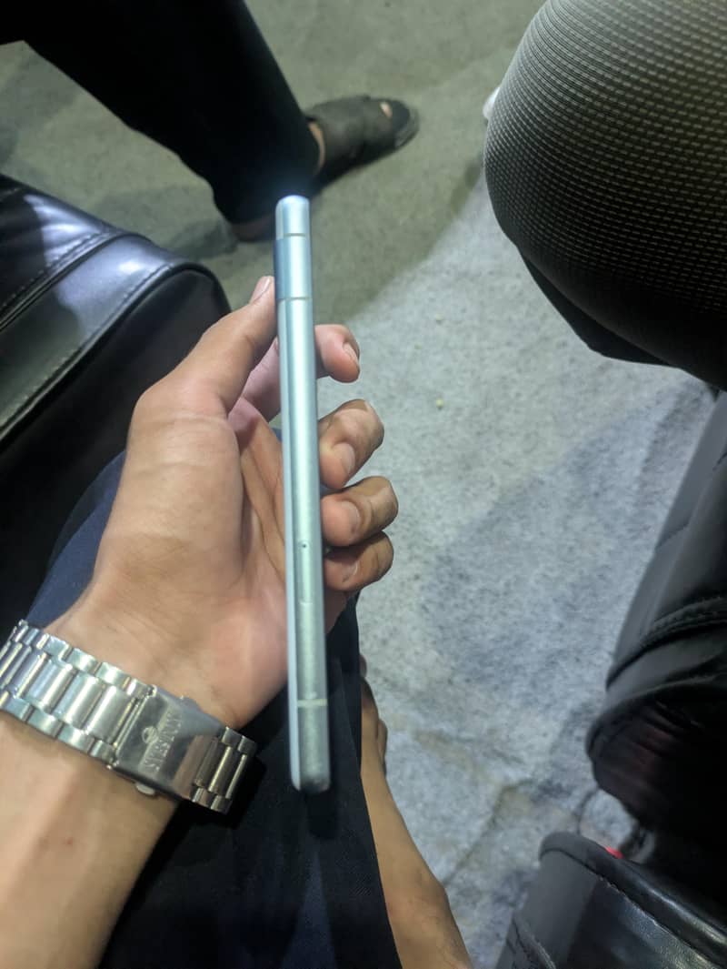 Google Pixel 7a 3