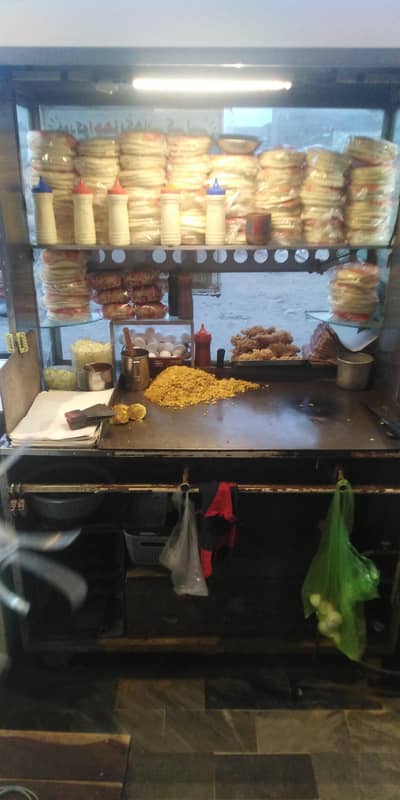shawarma Barger counter chikan hot pletr only cal 03006609058