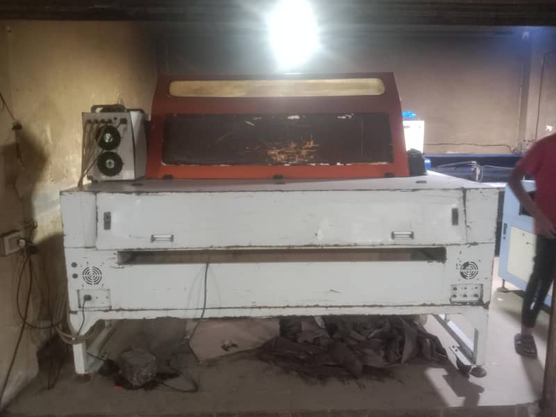 laser cutter machine 0