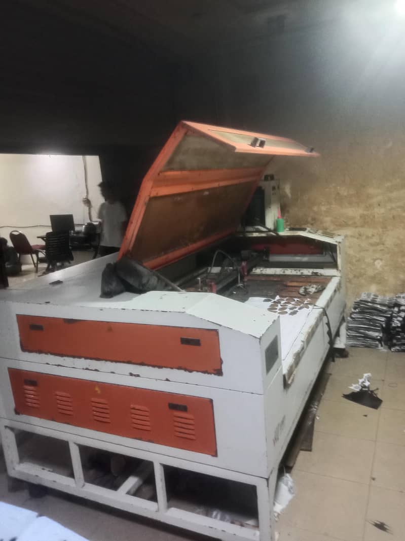 laser cutter machine 4
