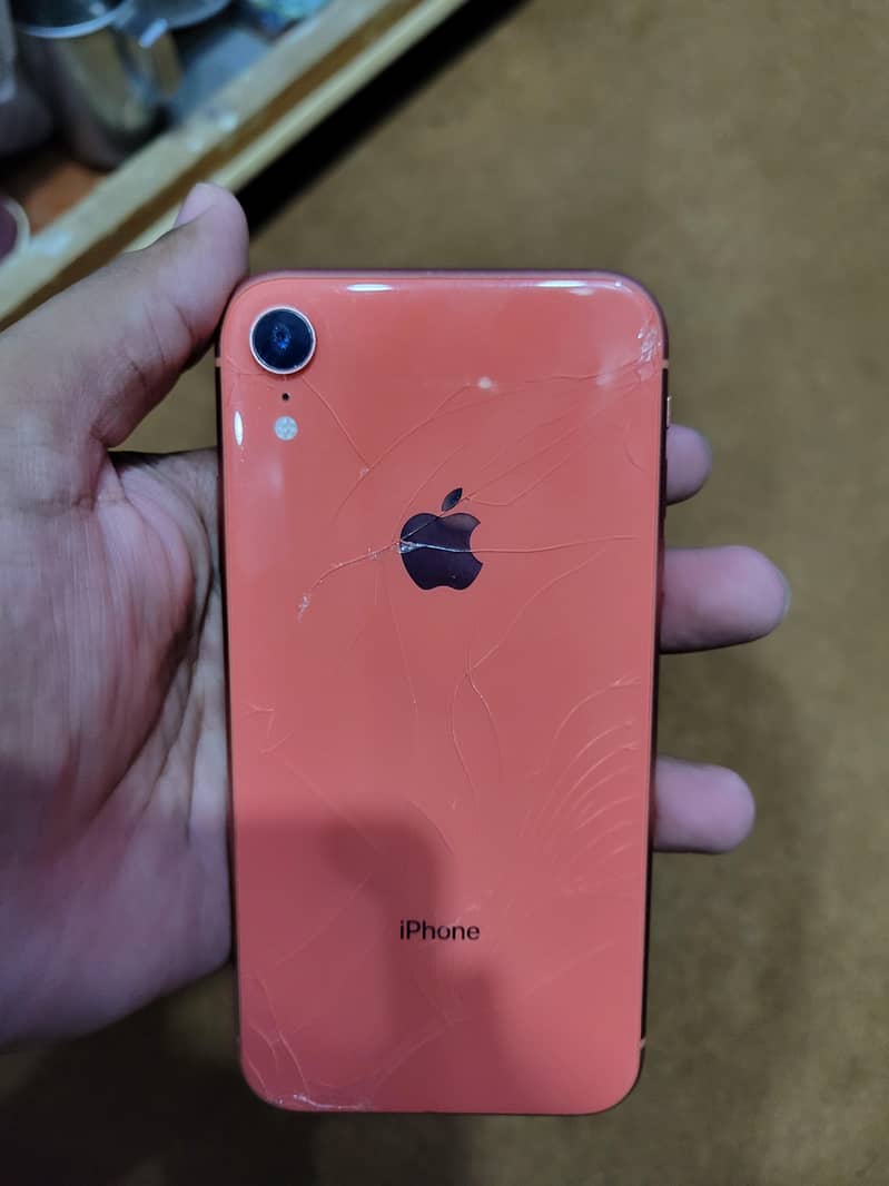 Apple iPhone XR 0