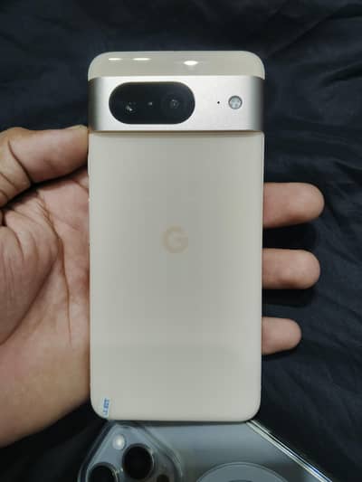 Google Pixel 8
