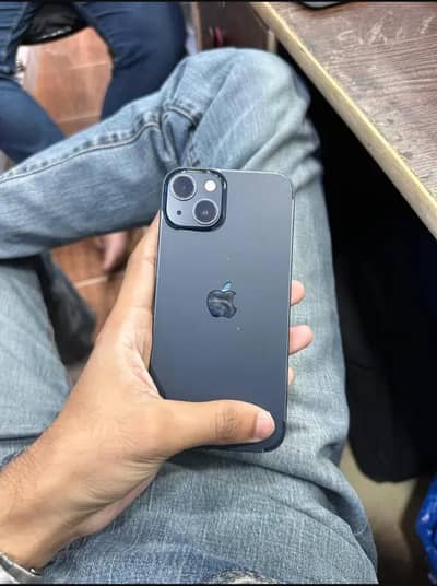 IPhone 13 || 128 GB || Midnight Colour || Non PTA JV
