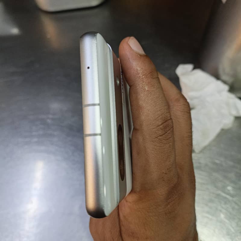 google pixl 7a 1